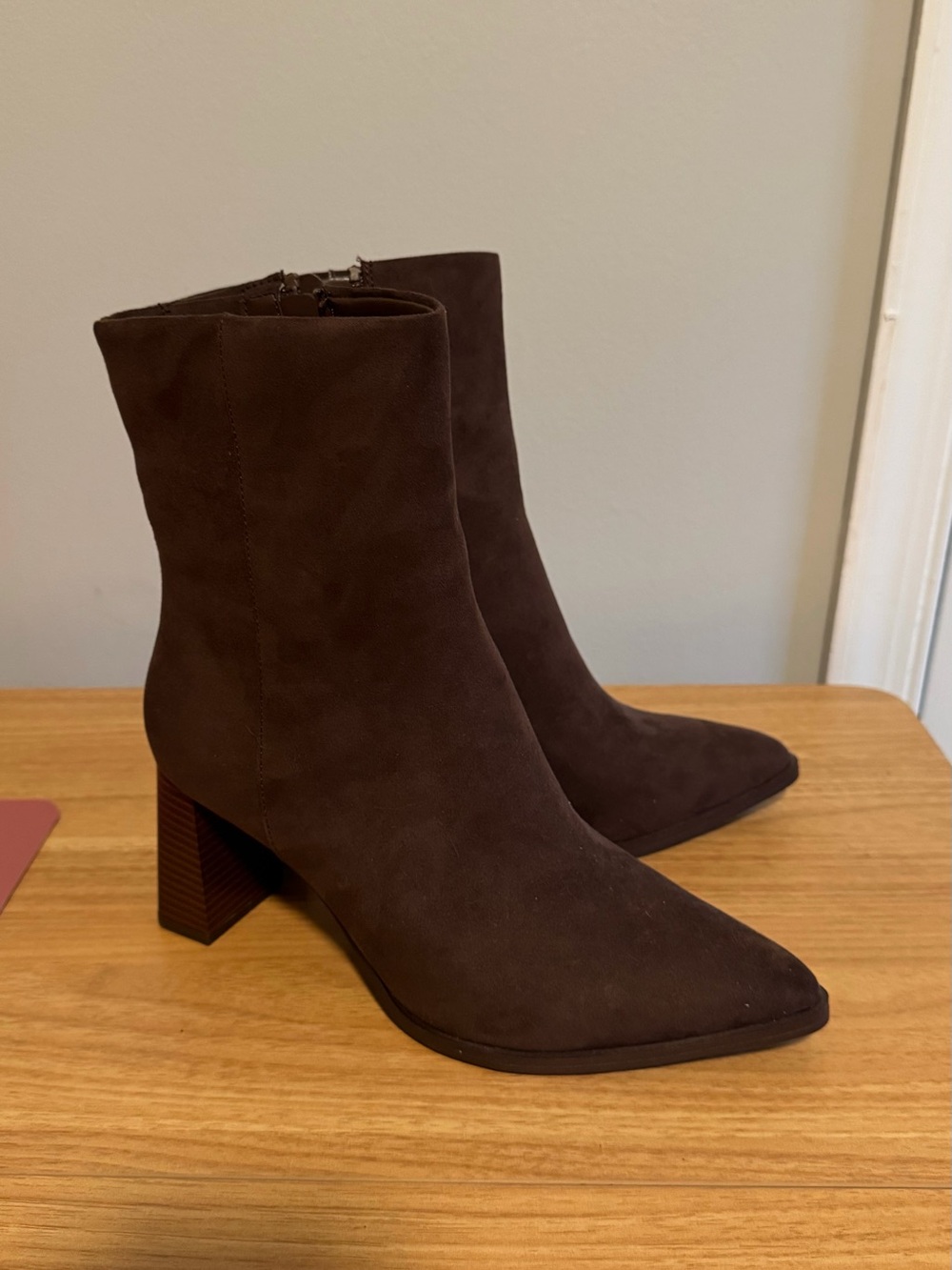 Brand New! Women's Brown Suede Pointed Toe Block Heel Ankle Boots